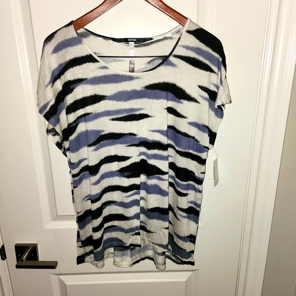 Kensie Top - Picture 1 of 3